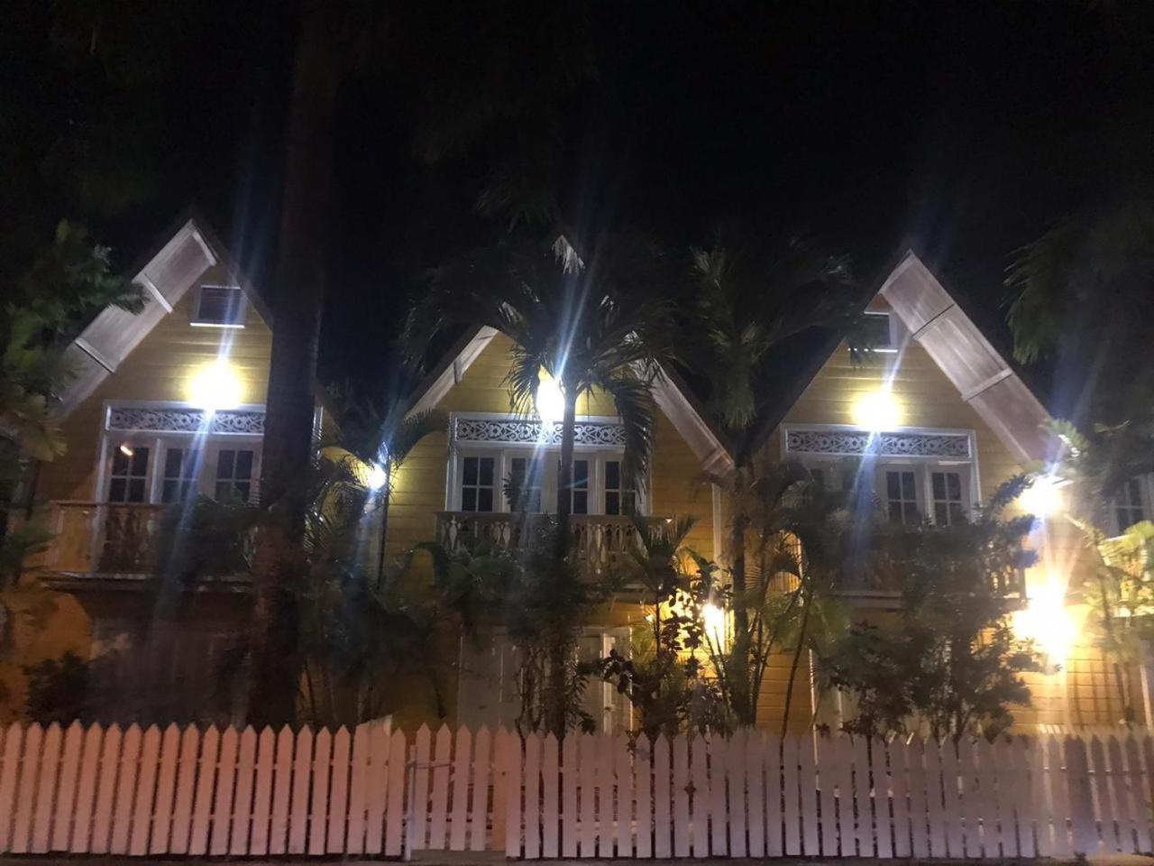 Yellow Houses Bocas 보카스 타운 외부 사진